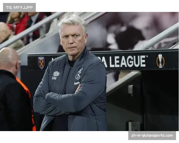 莫耶斯防守体系构建成功 埃弗顿限制曼联进攻套路解析